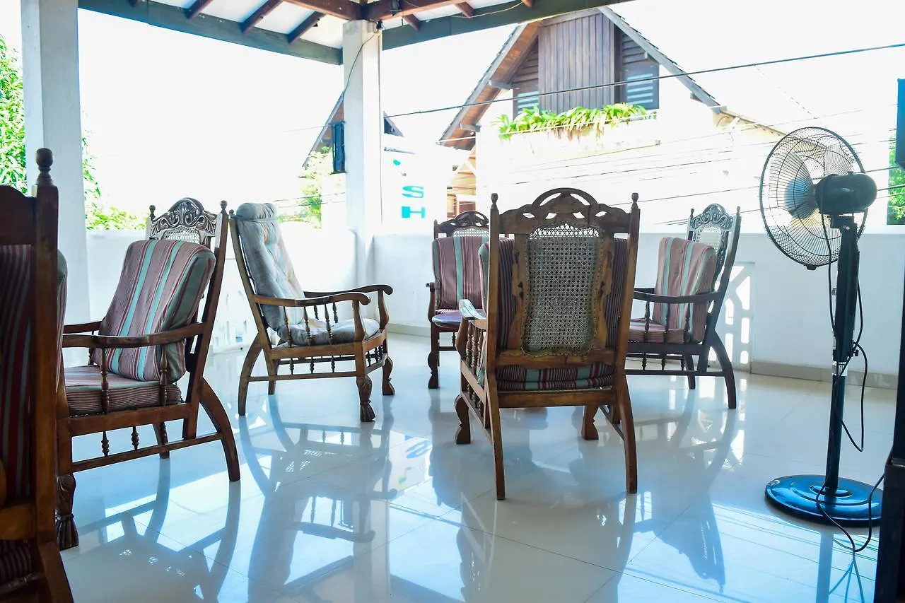 Zen Rooms Kattuwa Road Negombo Hotel